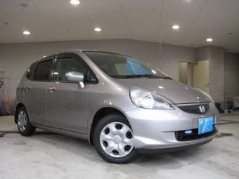 2005 Honda Fit Photos