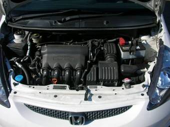 2005 Honda Fit Pictures