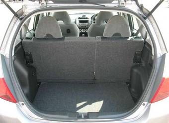 2005 Honda Fit Photos
