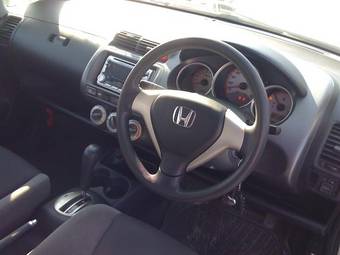 2005 Honda Fit Images