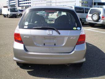 2005 Honda Fit Photos