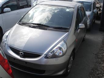 2005 Honda Fit Pictures