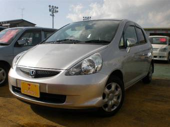 2005 Honda Fit Photos