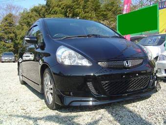 2005 Honda Fit Photos