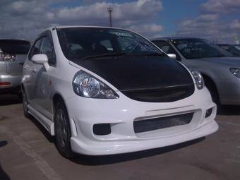 2005 Honda Fit Pictures