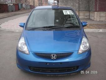 2005 Honda Fit Pictures