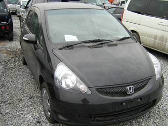 2005 Honda Fit Pictures