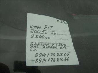2005 Honda Fit Photos