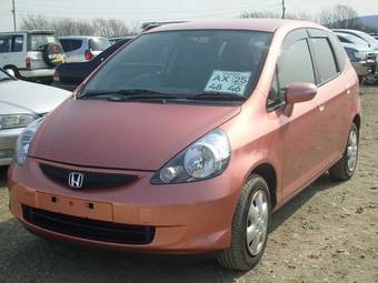 2005 Honda Fit Pictures