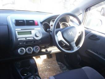 2005 Honda Fit Photos