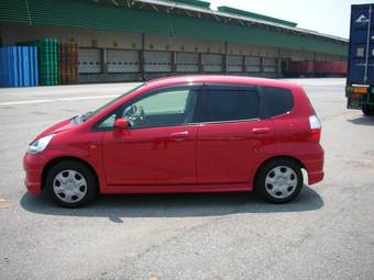 2005 Honda Fit Photos
