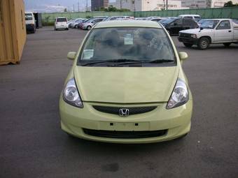 2005 Honda Fit Pics