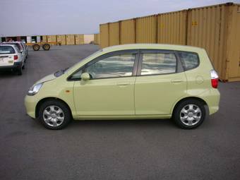 2005 Honda Fit Pictures