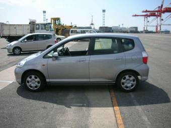 2005 Honda Fit Pictures