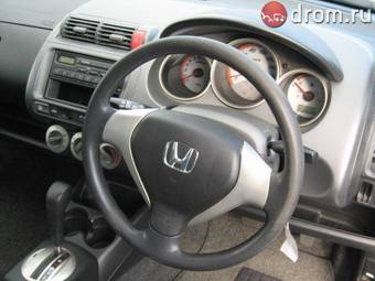 2005 Honda Fit Photos