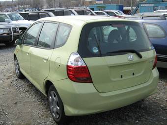 2005 Honda Fit Pictures