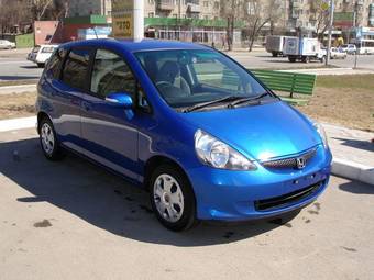 2005 Honda Fit Pictures