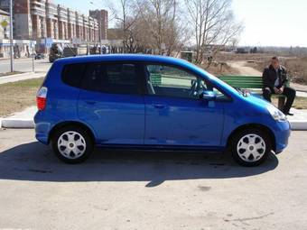 2005 Honda Fit Photos