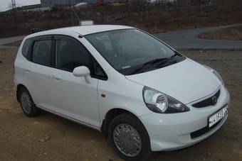 2005 Honda Fit Pictures