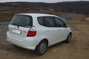 2005 Honda Fit Pics