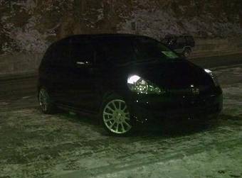 2005 Honda Fit Photos