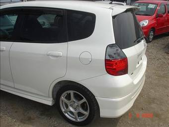 2005 Honda Fit Photos