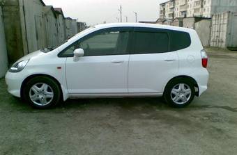 2005 Honda Fit Photos