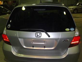 2005 Honda Fit Photos