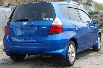 2005 Honda Fit Photos