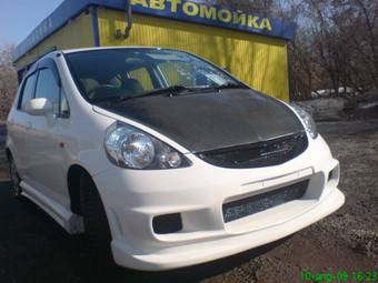 2005 Honda Fit Photos