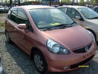 2005 Honda Fit Photos