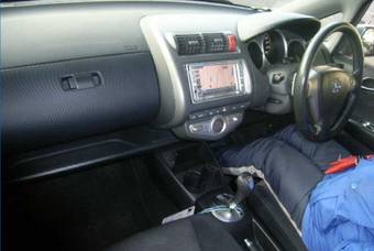 2005 Honda Fit Photos