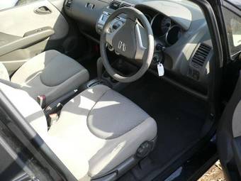 2005 Honda Fit Photos