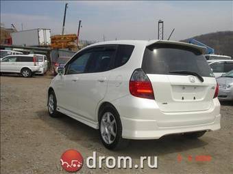 2005 Honda Fit Pictures