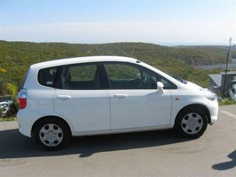 2005 Honda Fit Photos