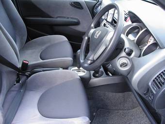 2005 Honda Fit Images