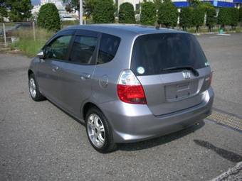 2005 Honda Fit Photos