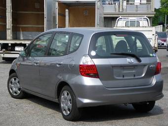 2005 Honda Fit Pictures