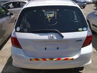 2005 Honda Fit Pictures