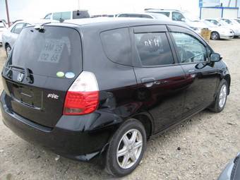 2005 Honda Fit Pictures