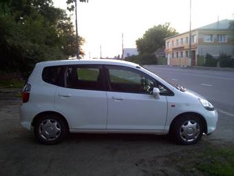 2005 Honda Fit Pictures
