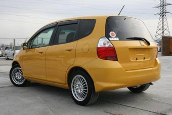 2005 Honda Fit Images