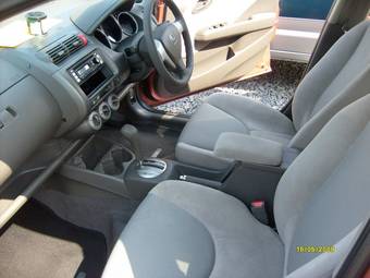 2005 Honda Fit Wallpapers