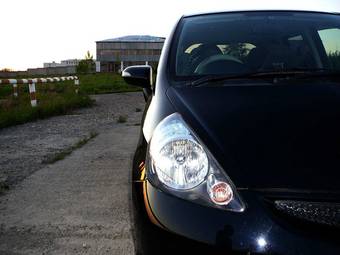 2005 Honda Fit Photos