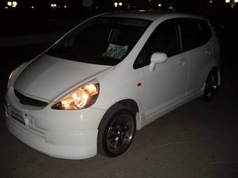 2005 Honda Fit Photos