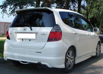 2005 Honda Fit Photos