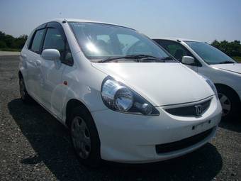 2005 Honda Fit Photos