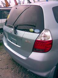 2005 Honda Fit Wallpapers