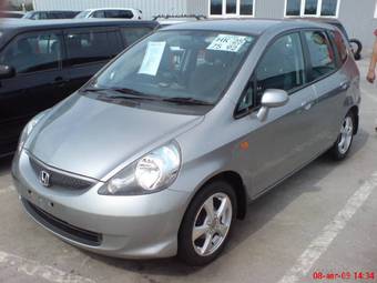 2005 Honda Fit Photos