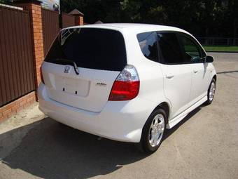 2005 Honda Fit Images